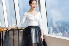 女性黑蕾丝抹胸加短裙,黑蕾丝抹胸短裙，展现女性独特魅力